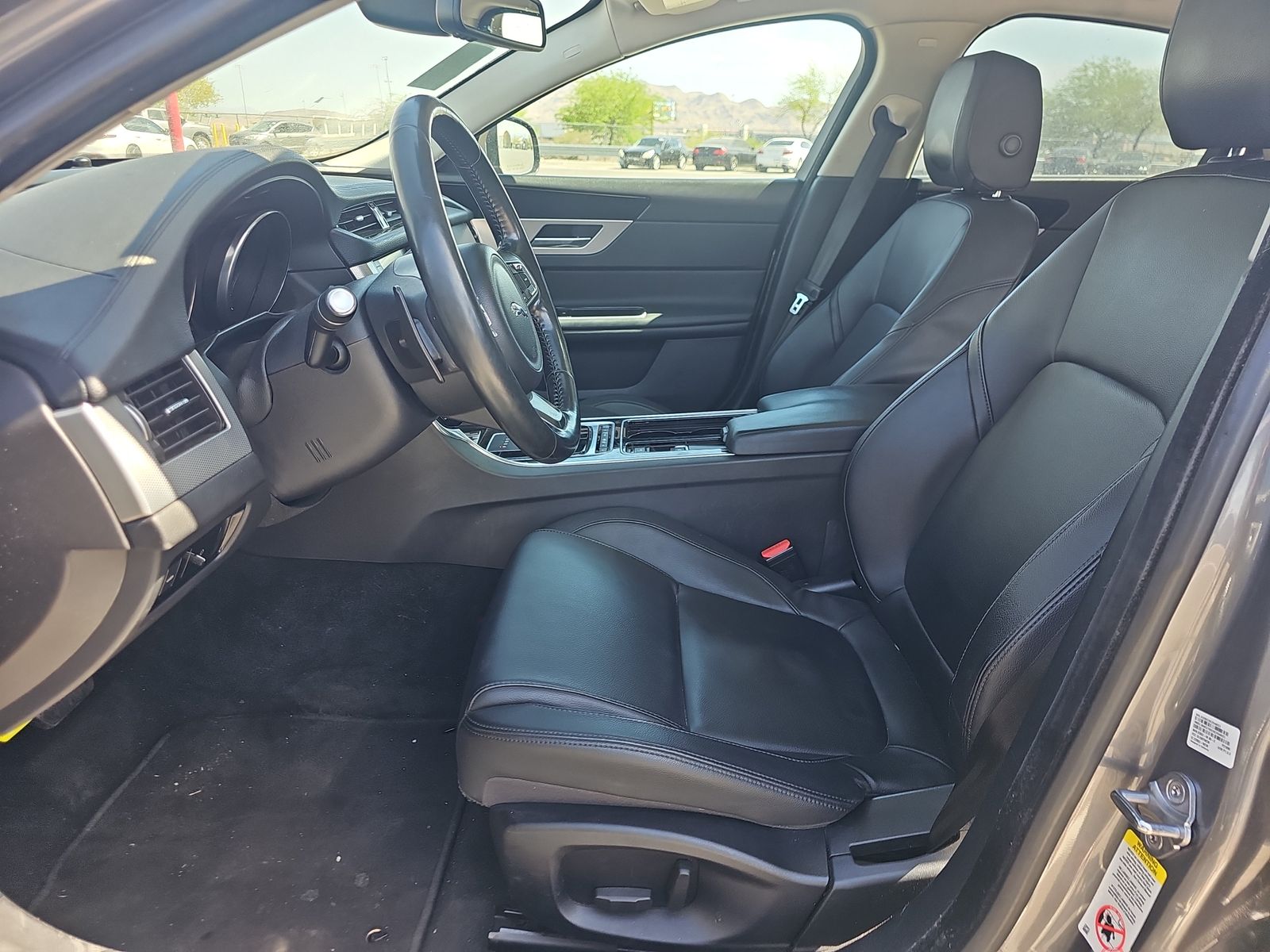 2017 Jaguar XF 20d Premium RWD