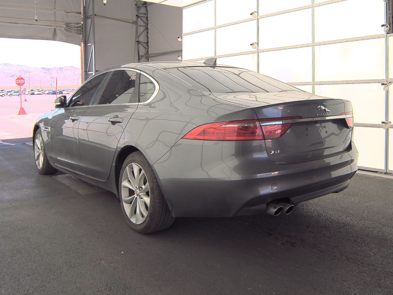 2017 Jaguar XF 20d Premium RWD