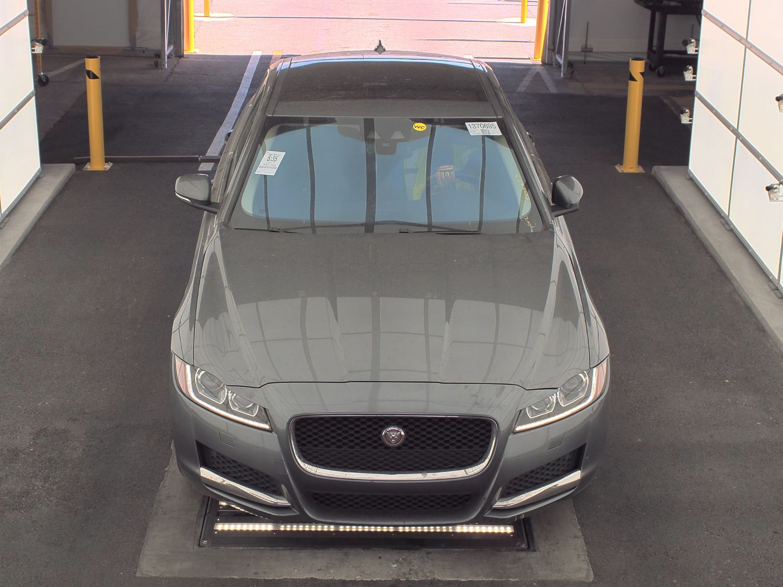 2017 Jaguar XF 20d Premium RWD