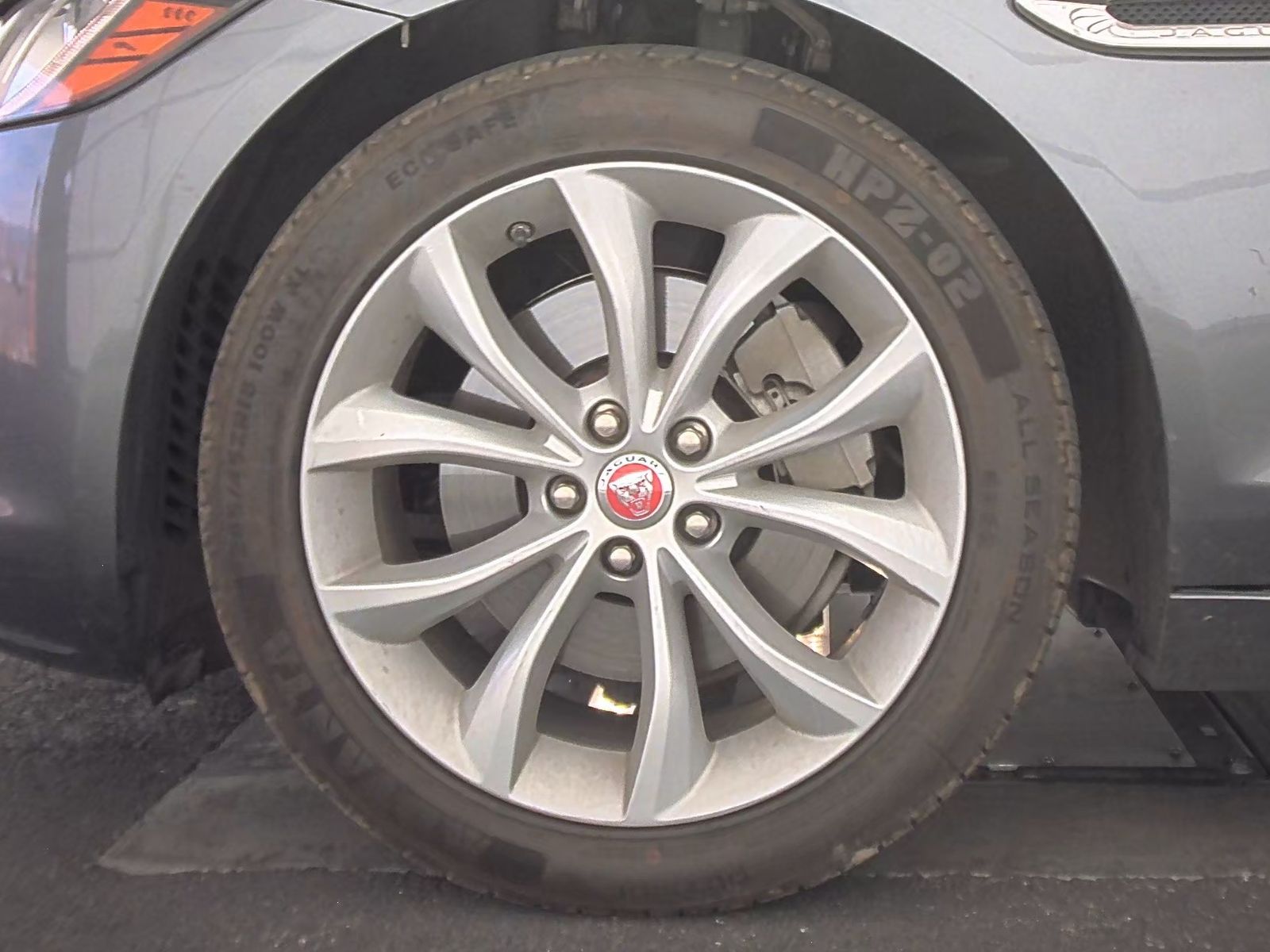 2017 Jaguar XF 20d Premium RWD