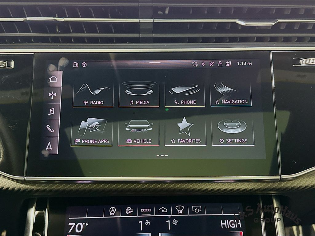 Audi RS Q8 снимка Audi RS Q8