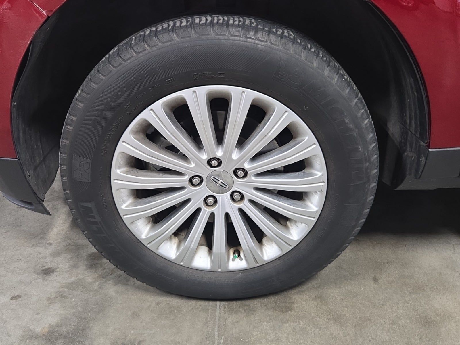 2014 Lincoln MKX Base FWD