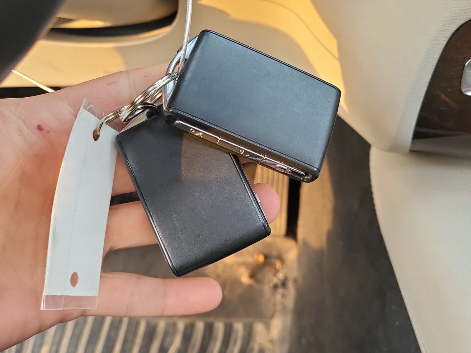 2016 Volvo XC90 T6 Momentum AWD