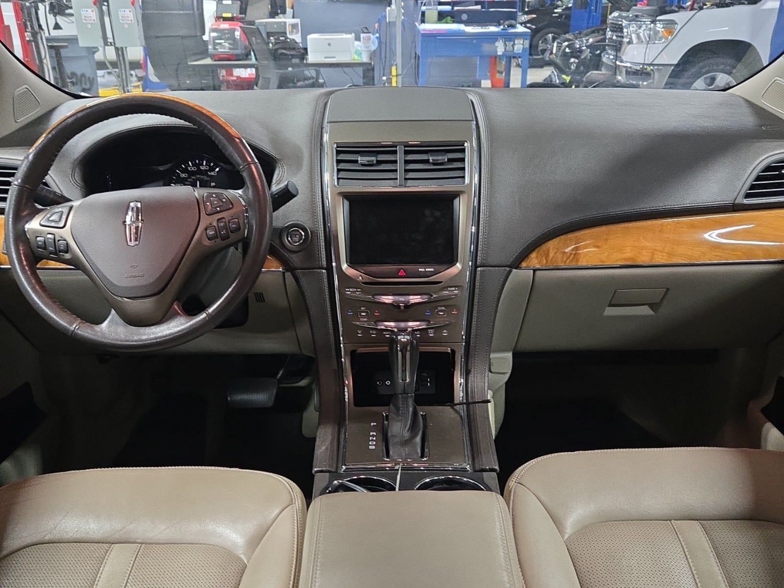 2014 Lincoln MKX Base FWD