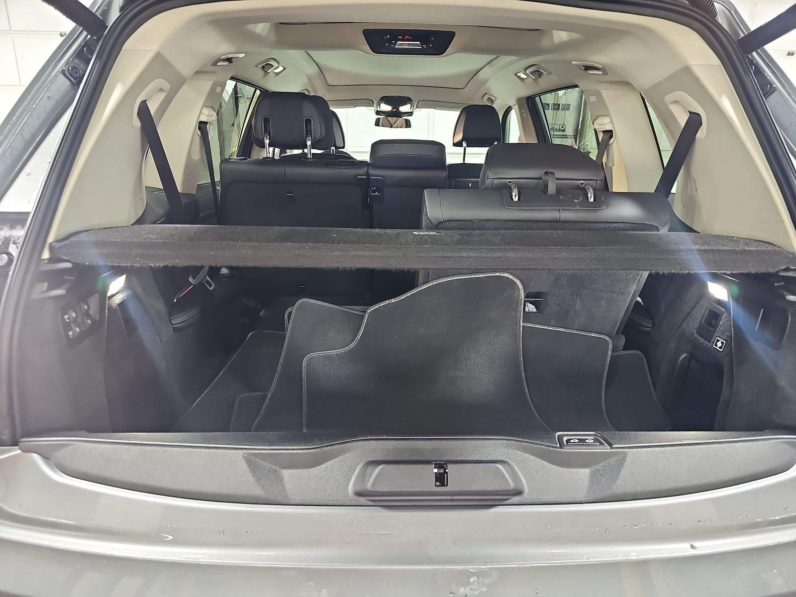 2025 BMW X7 xDrive40i AWD