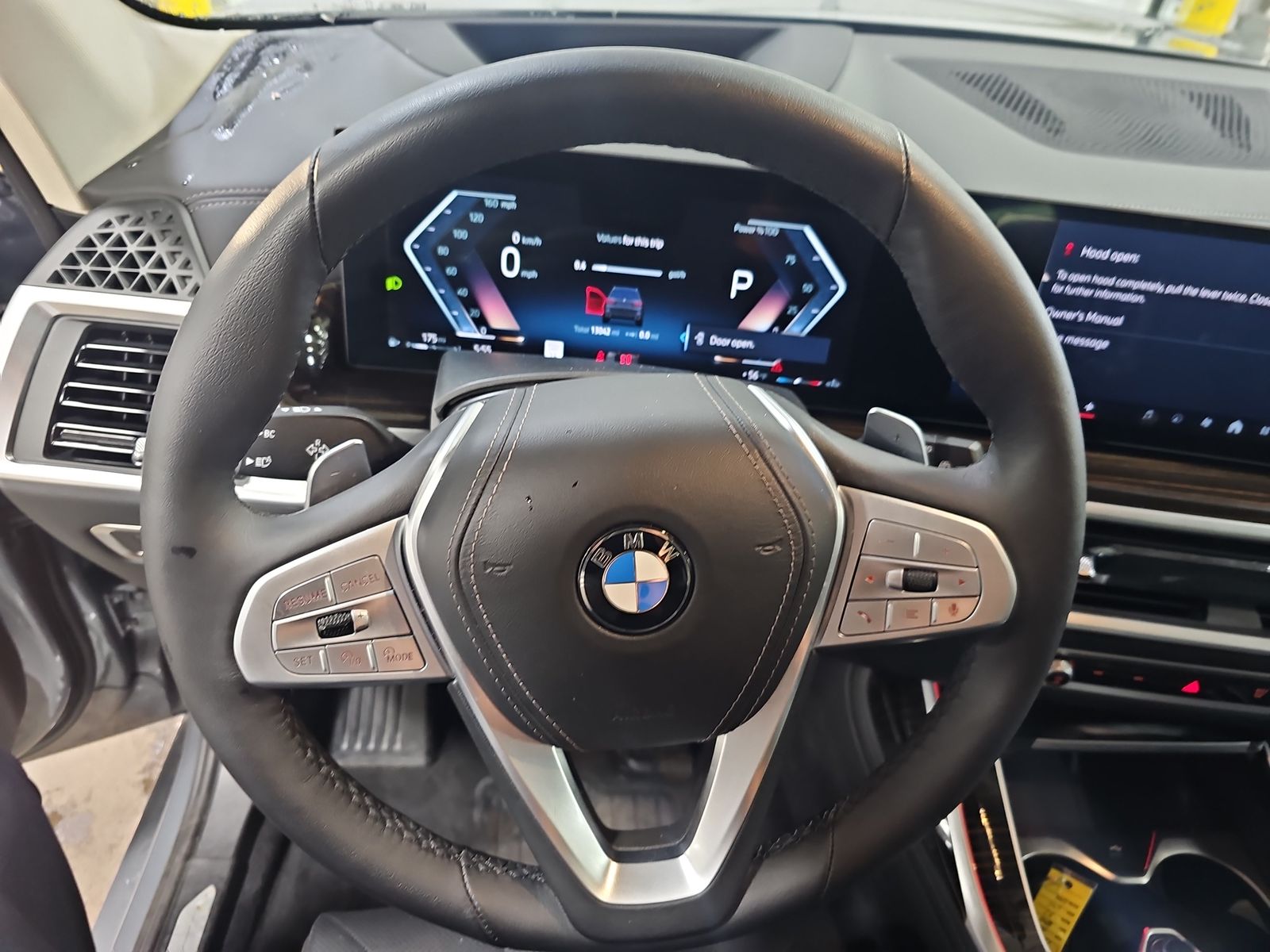 2025 BMW X7 xDrive40i AWD