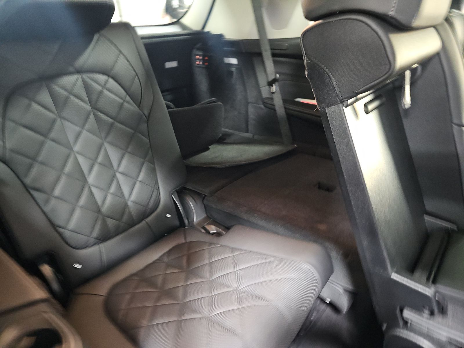 2025 BMW X7 xDrive40i AWD