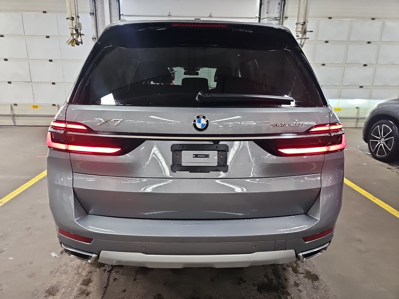 2025 BMW X7 xDrive40i AWD