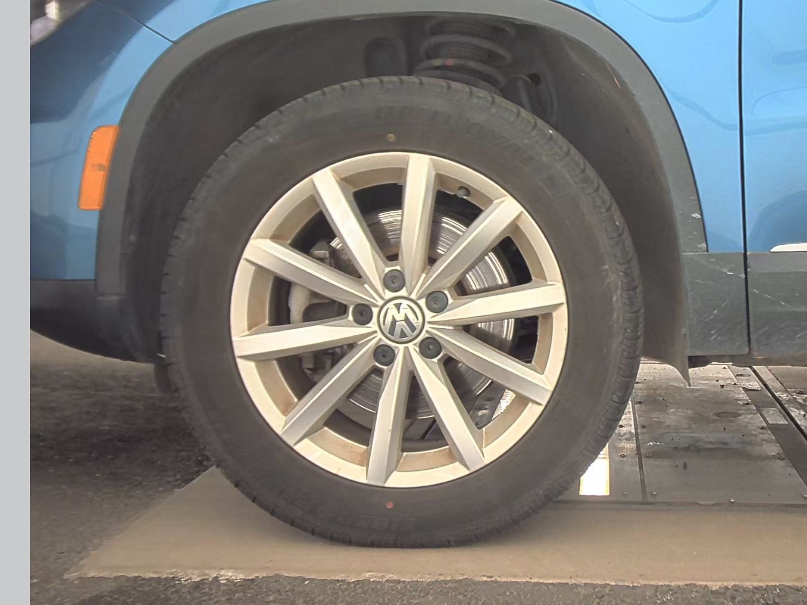 2017 Volkswagen Tiguan 2.0T Wolfsburg Edition FWD