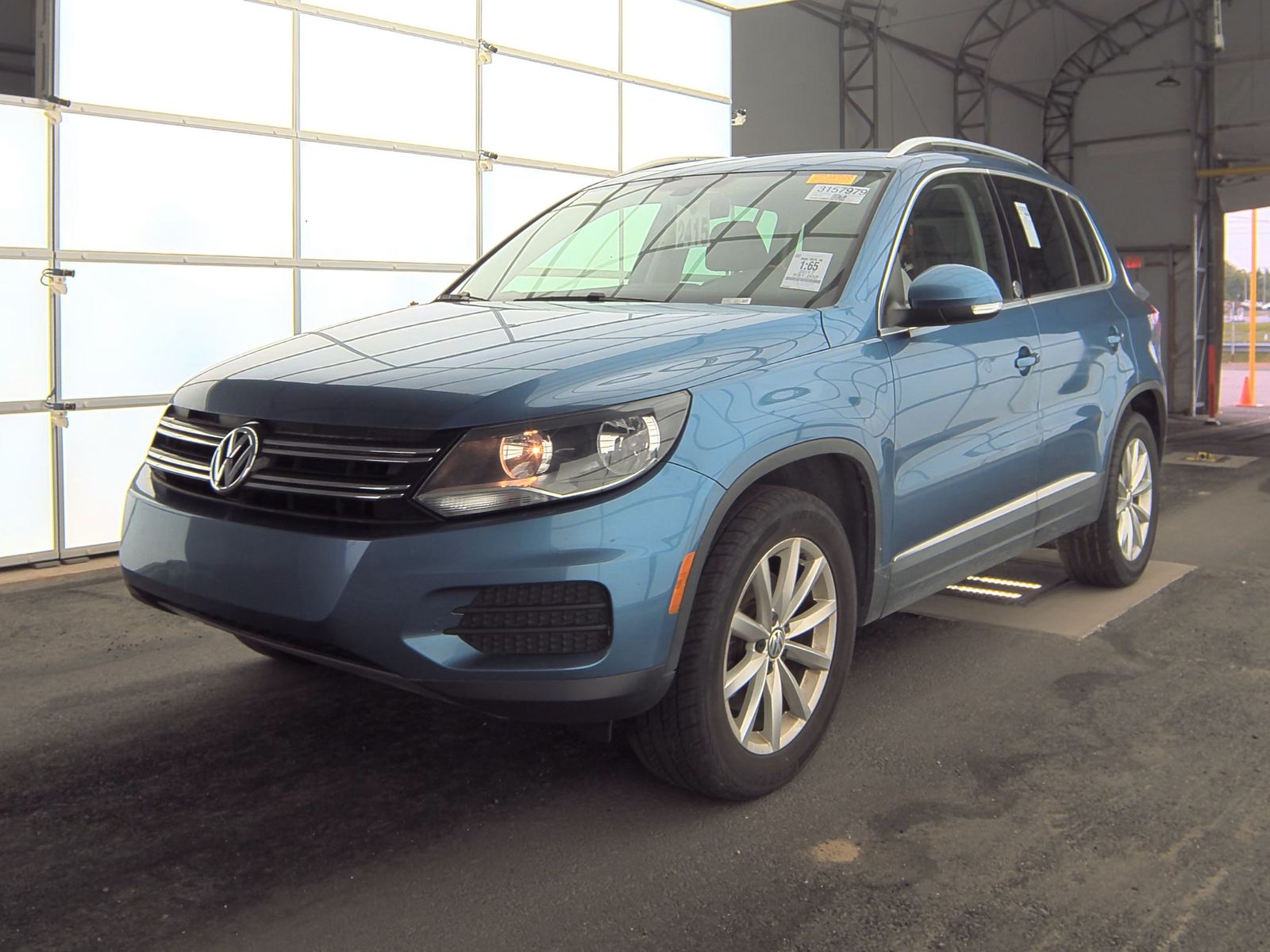 2017 Volkswagen Tiguan 2.0T Wolfsburg Edition FWD