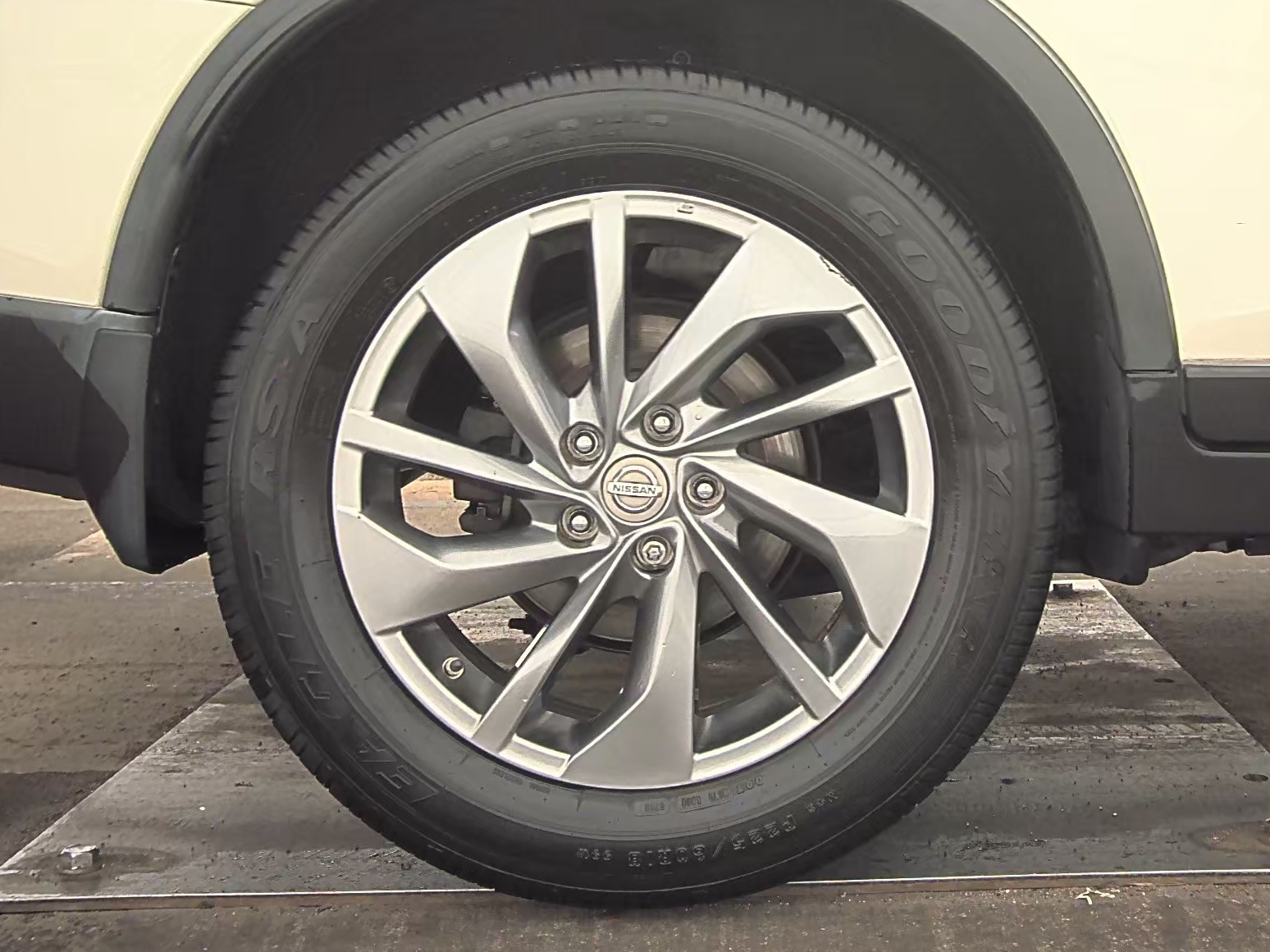 2015 Nissan Rogue SL FWD