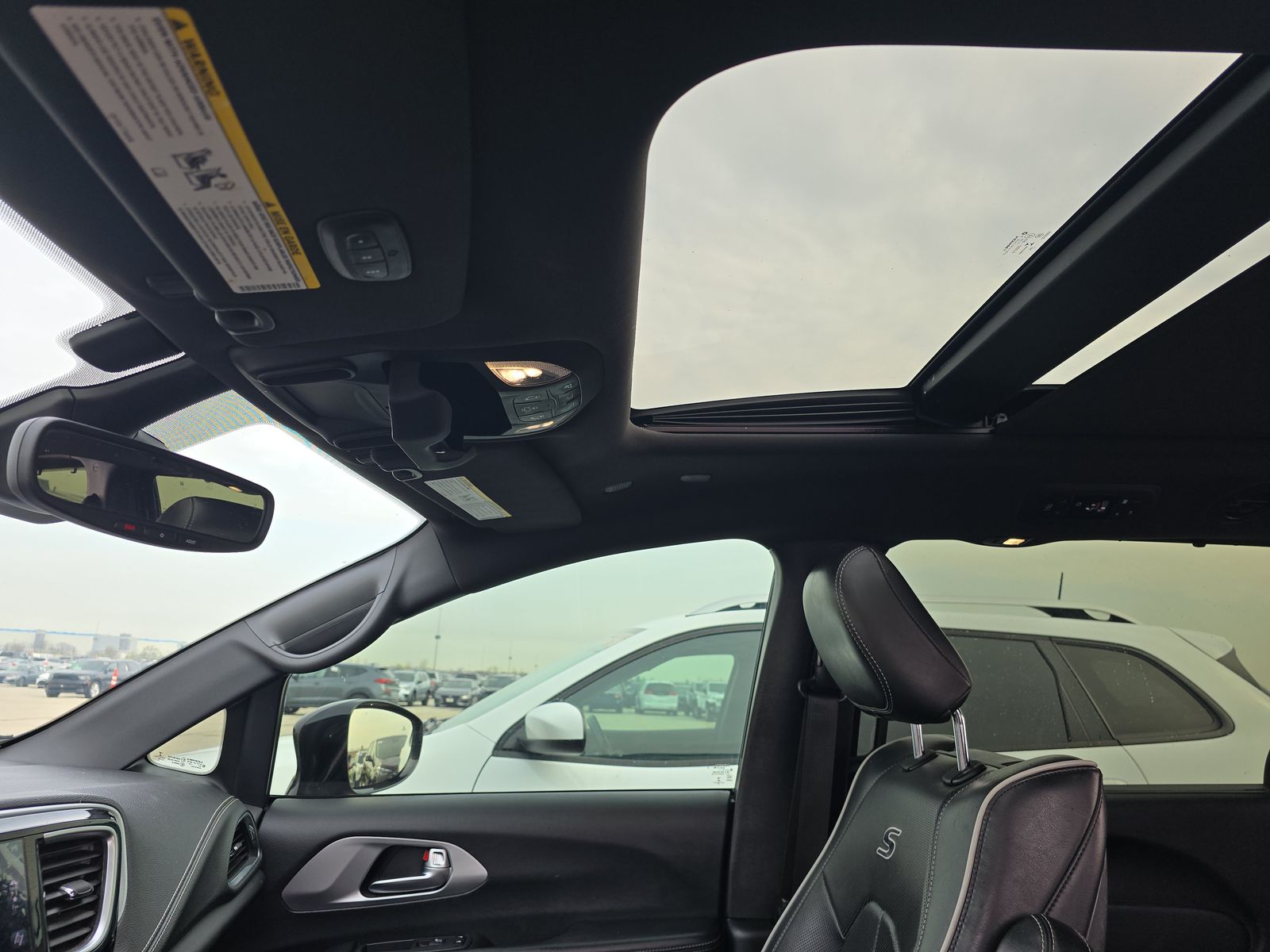 2020 Chrysler Pacifica Limited FWD