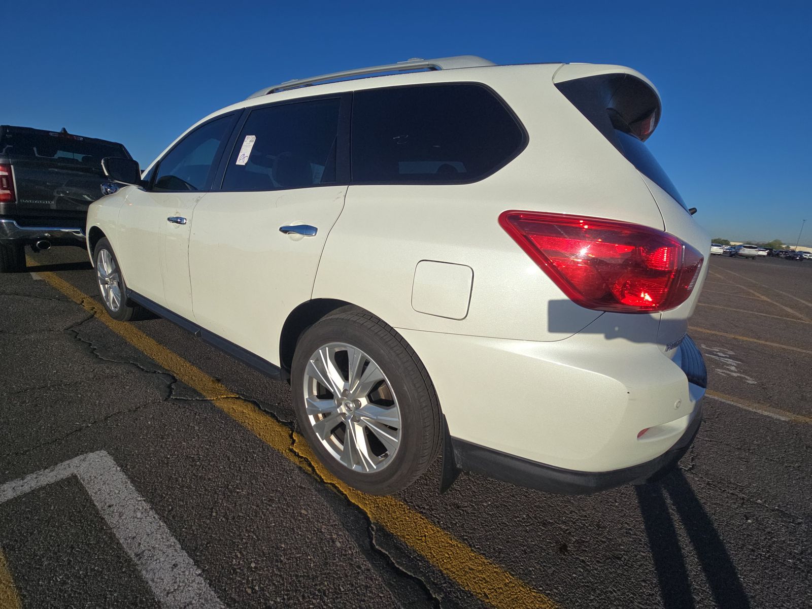 2019 Nissan Pathfinder SL AWD