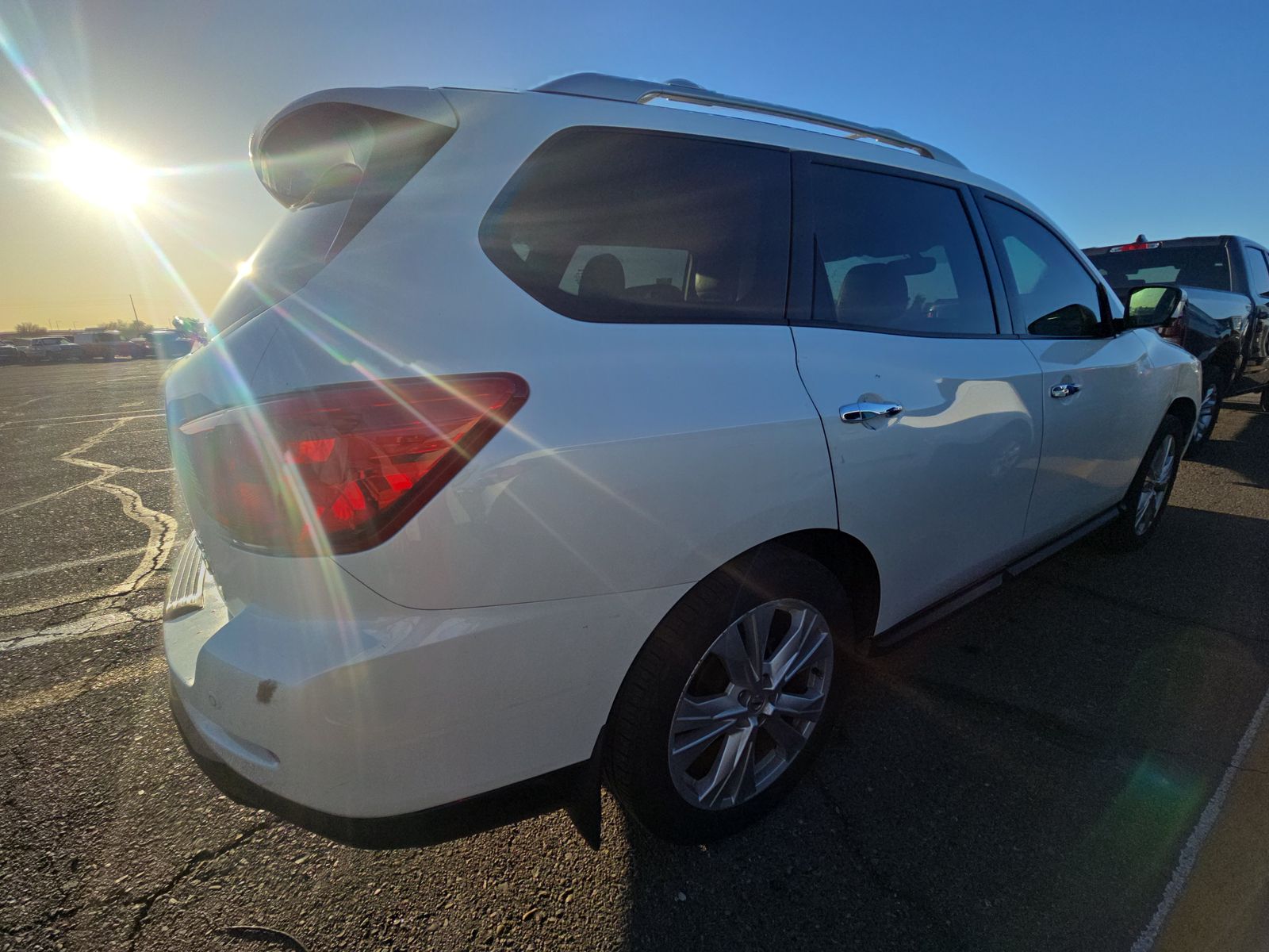 2019 Nissan Pathfinder SL AWD
