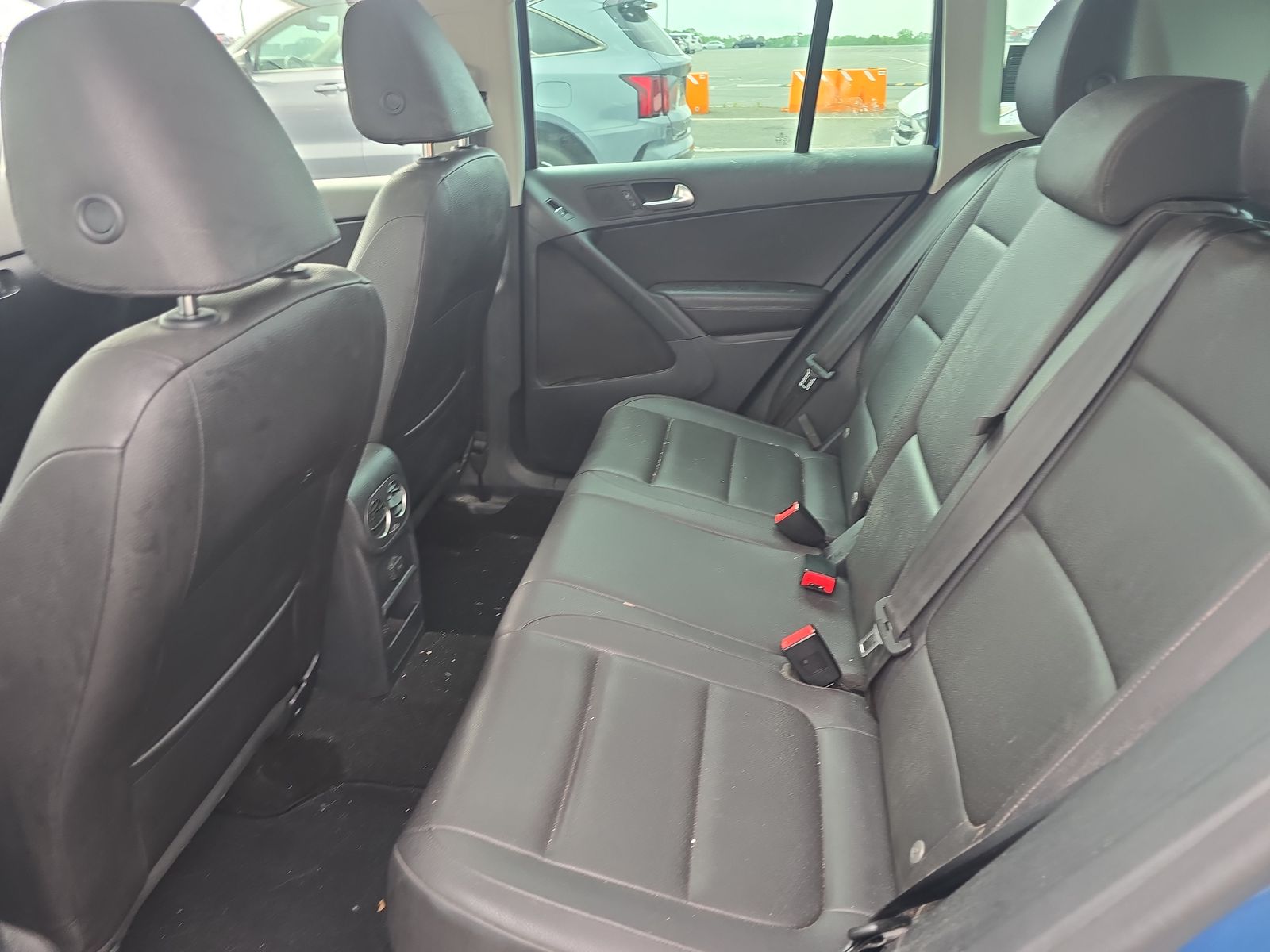 2017 Volkswagen Tiguan 2.0T Wolfsburg Edition FWD