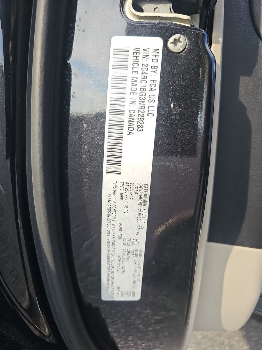 2022 Chrysler Pacifica Touring L FWD