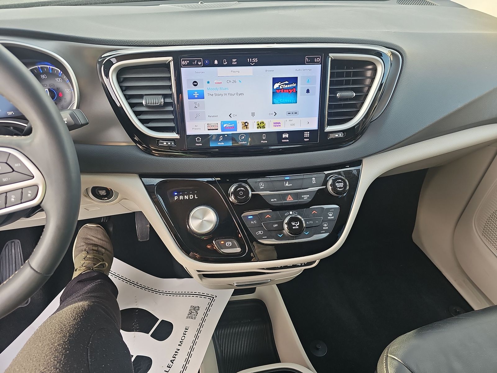 2022 Chrysler Pacifica Touring L FWD