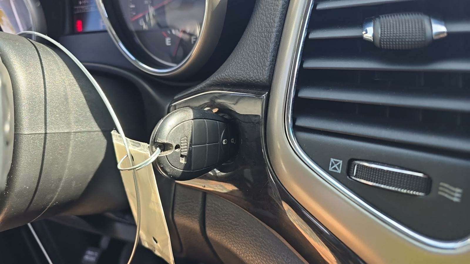 2013 Jeep Grand Cherokee Laredo AWD