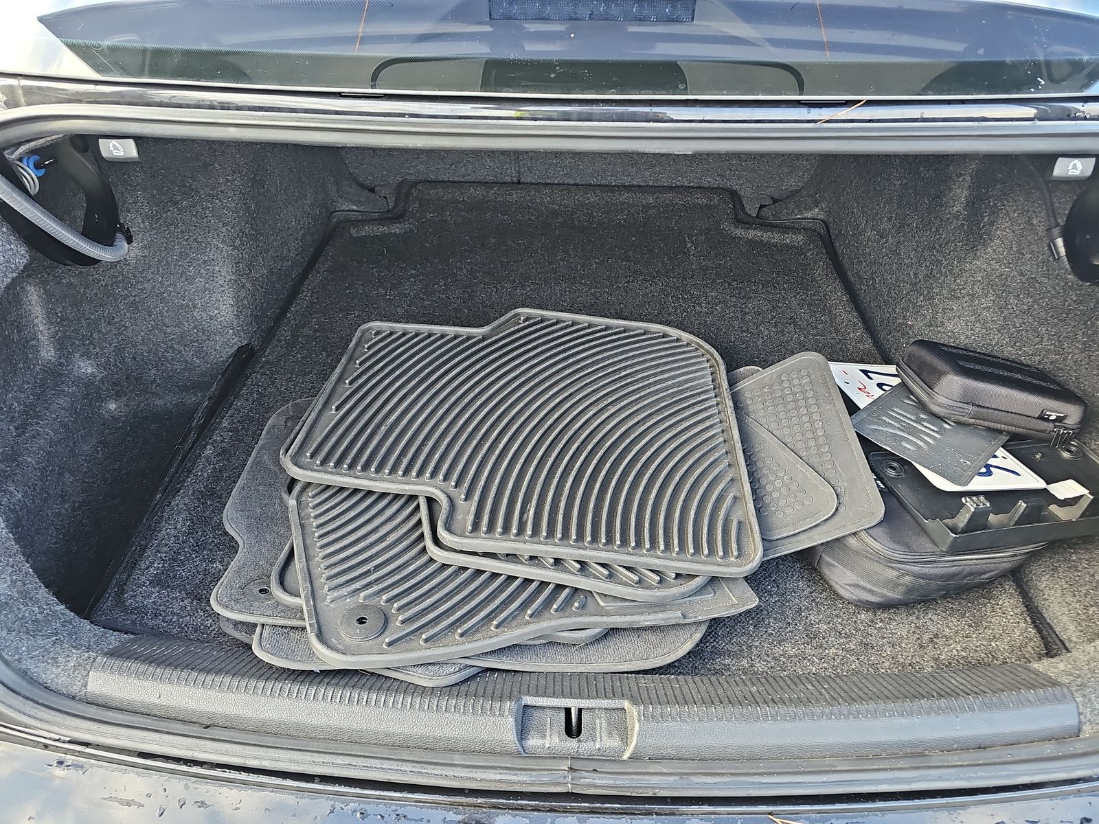 2017 Volkswagen Passat 1.8T R-Line FWD