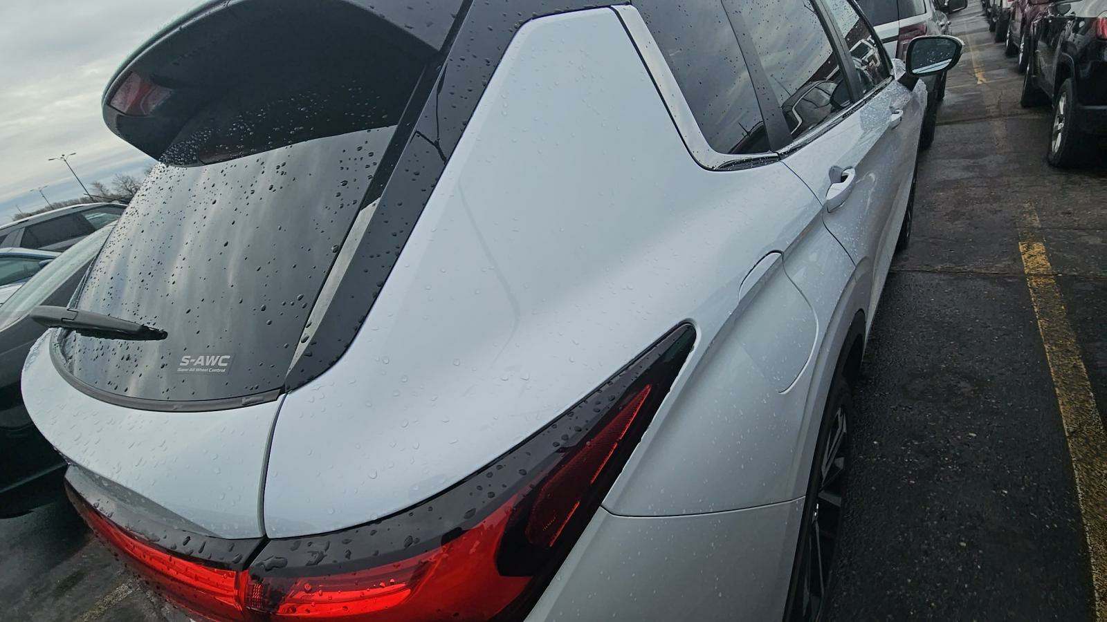 2024 Mitsubishi Outlander SE AWD