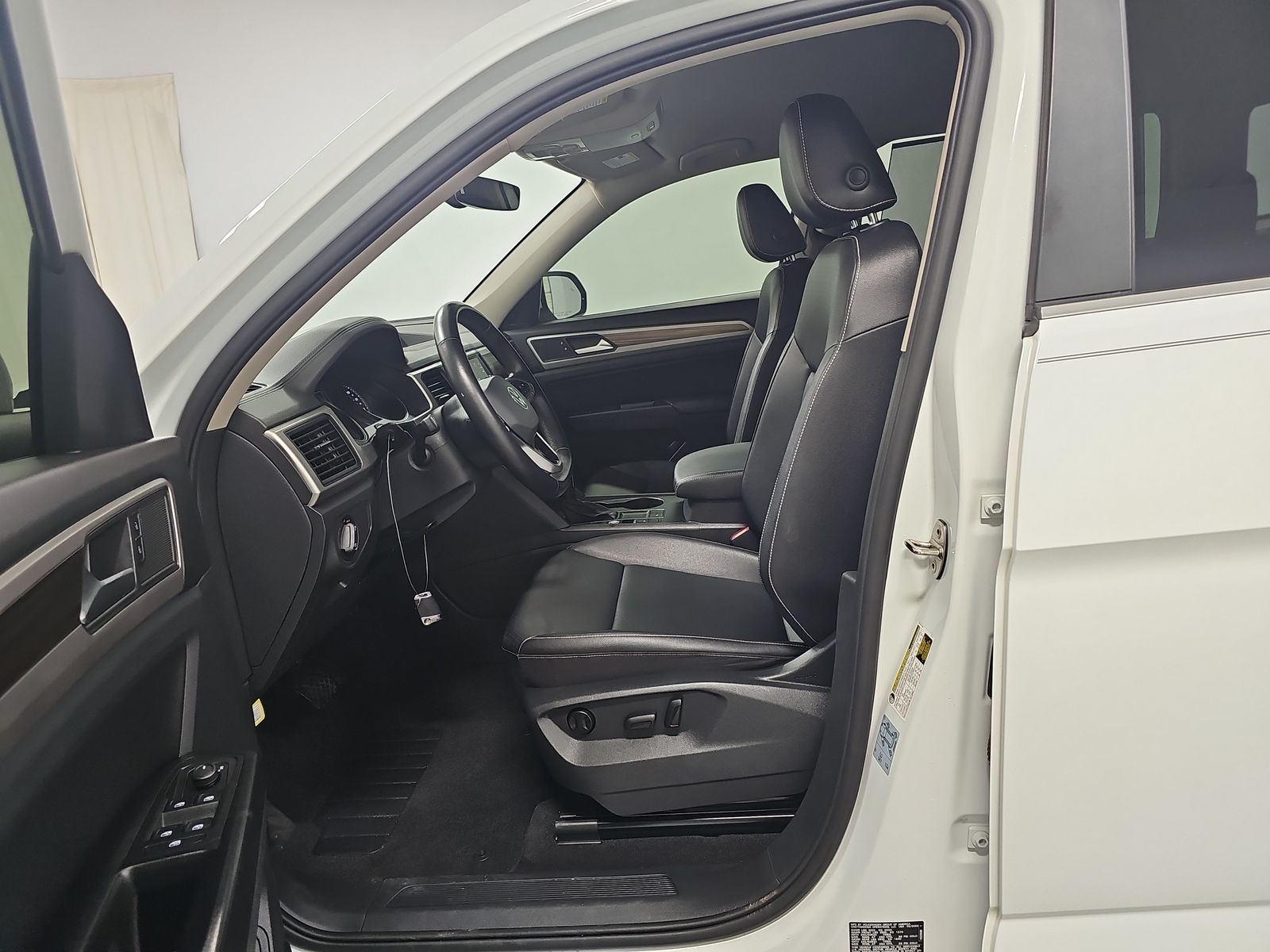 2021 Volkswagen Atlas 2.0T SE FWD