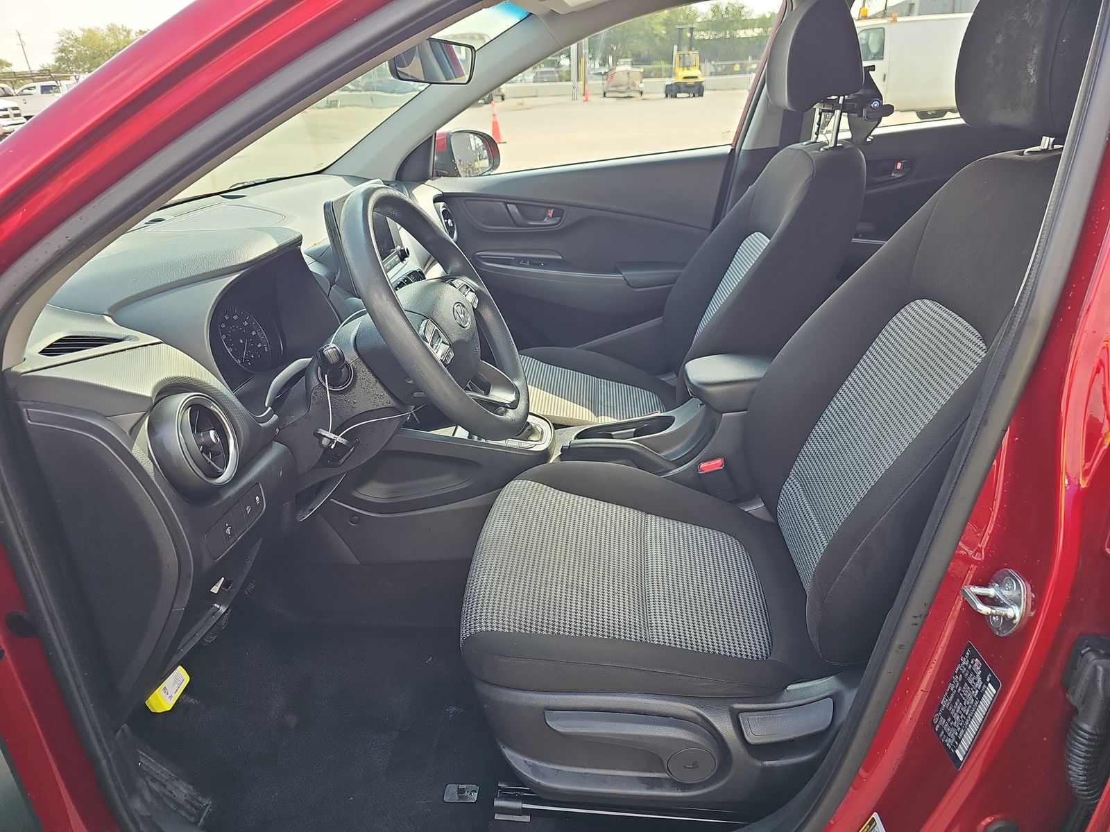 2023 Hyundai Kona SE FWD