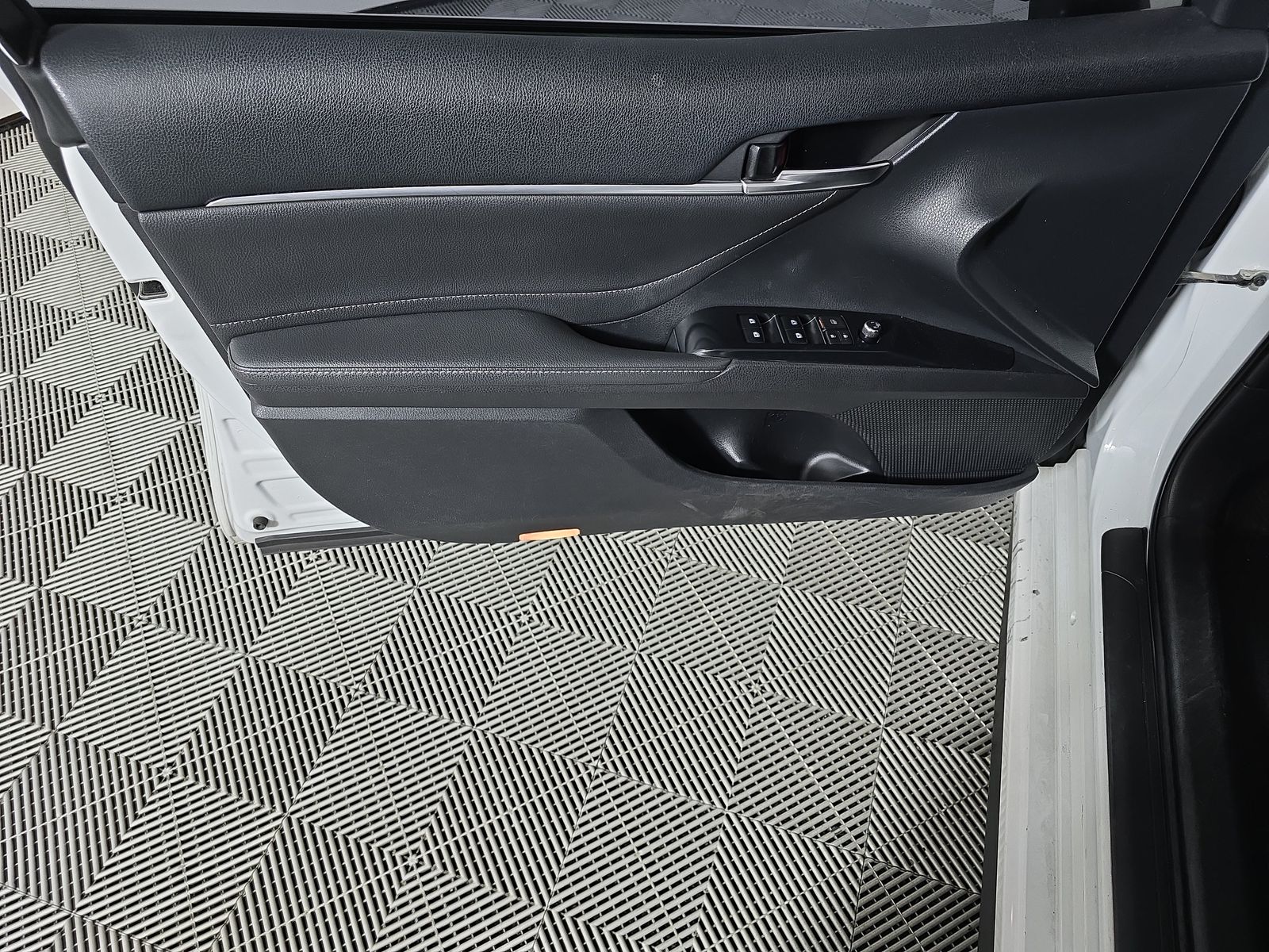 2018 Toyota Camry XSE FWD