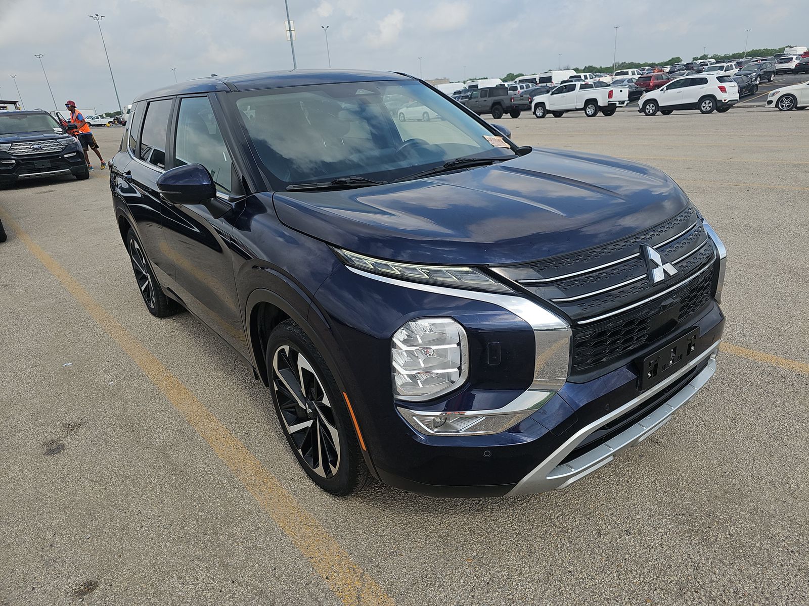 2022 Mitsubishi Outlander SE AWD