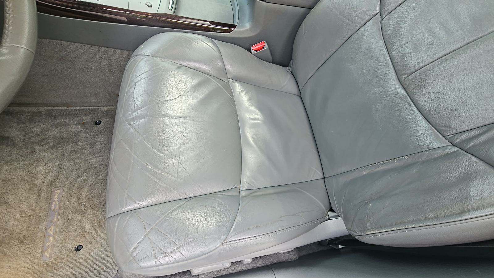 2010 Toyota Avalon XLS FWD