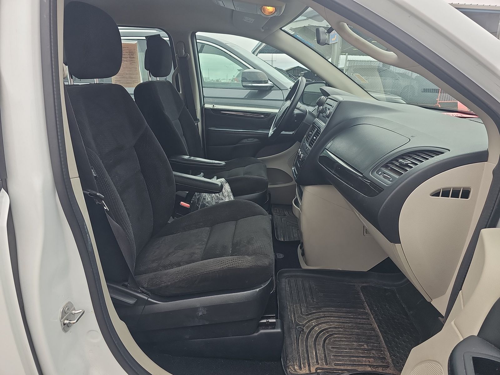 2016 Dodge Grand Caravan American Value Package FWD