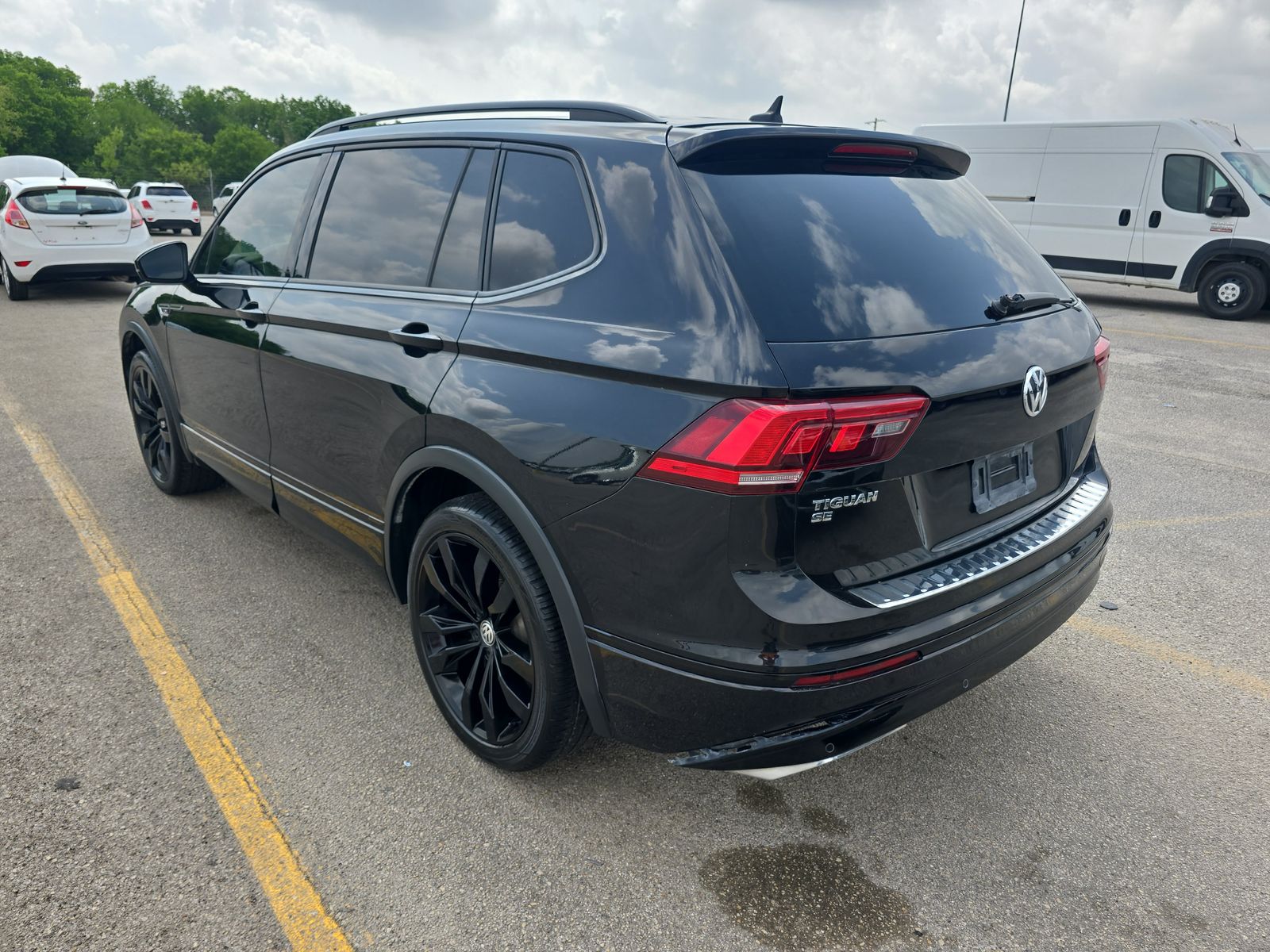 2021 Volkswagen Tiguan 2.0T SE R-Line Black FWD