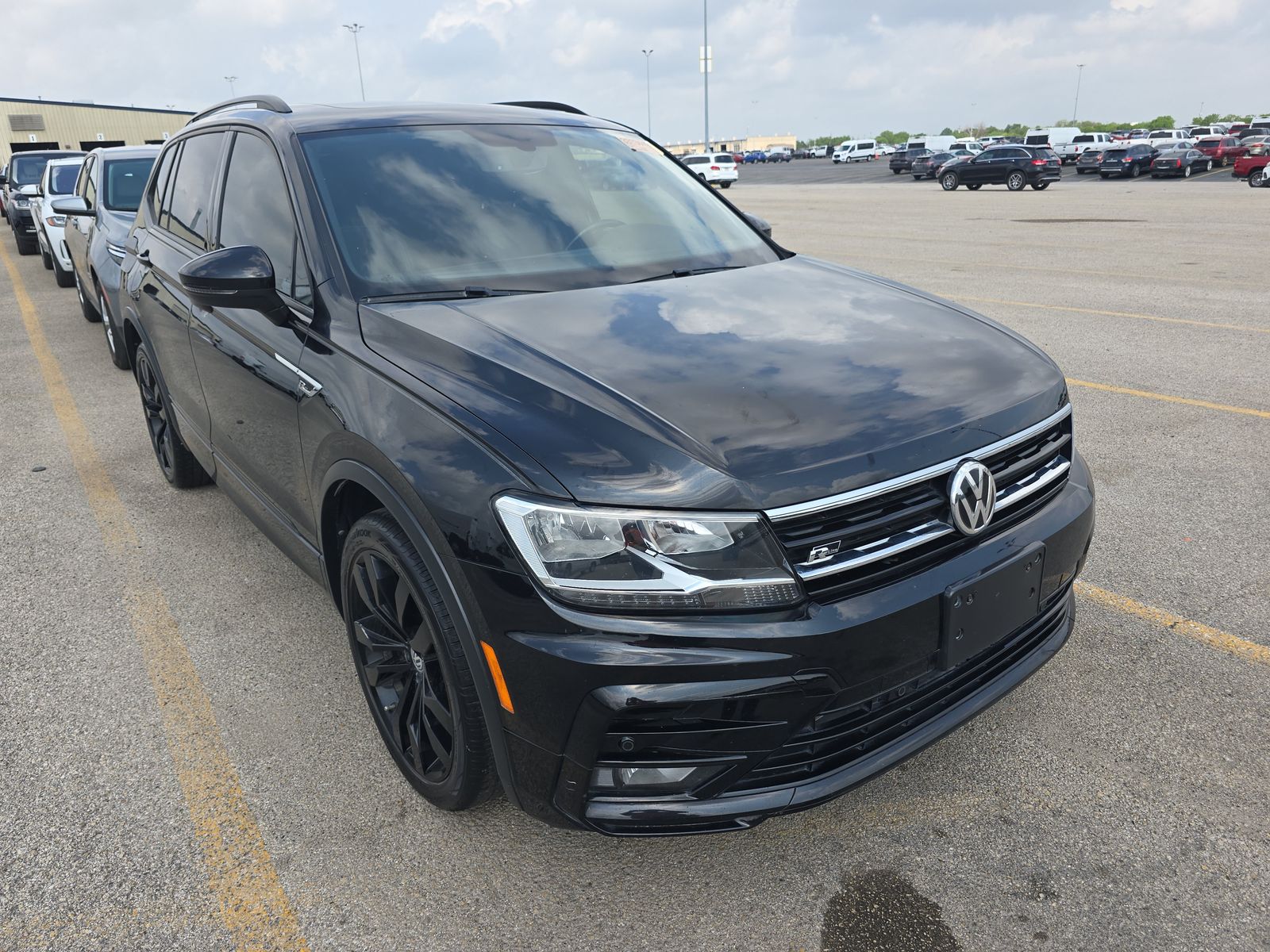 2021 Volkswagen Tiguan 2.0T SE R-Line Black FWD
