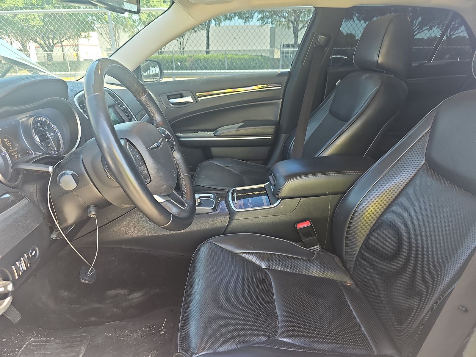 2017 Chrysler 300 C RWD