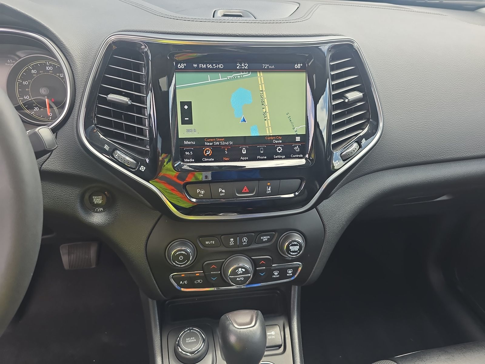 2022 Jeep Cherokee Limited AWD