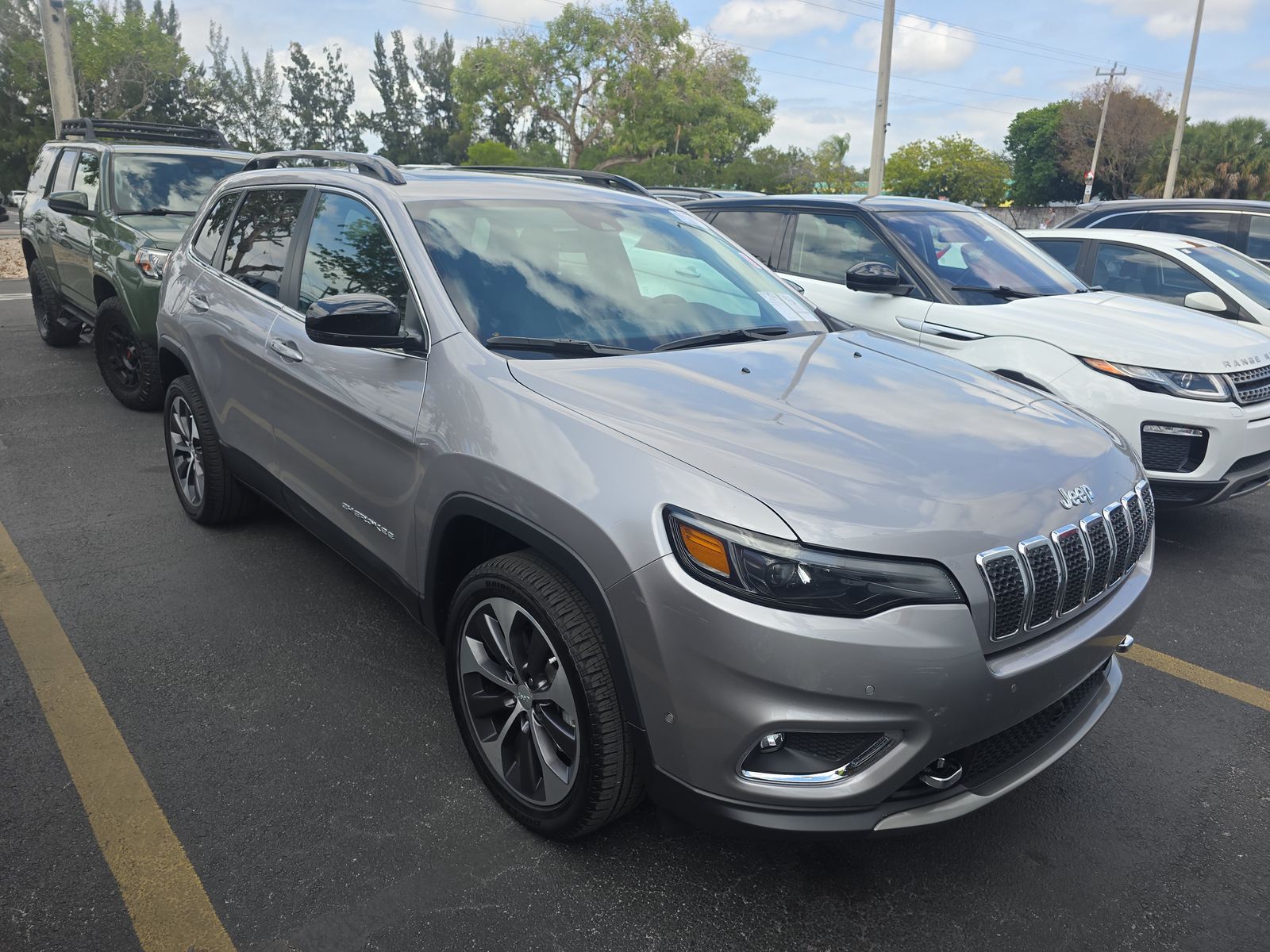 2022 Jeep Cherokee Limited AWD