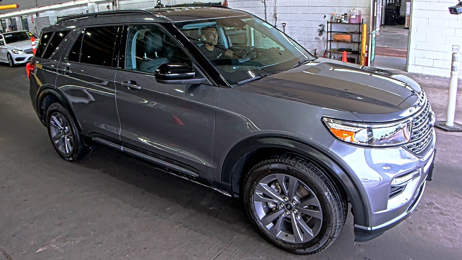 2022 Ford Explorer XLT AWD