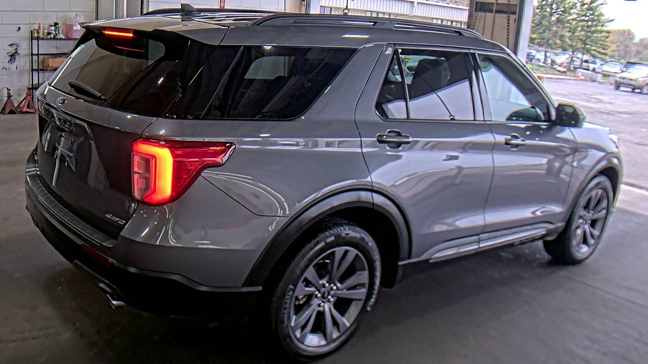 2022 Ford Explorer XLT AWD