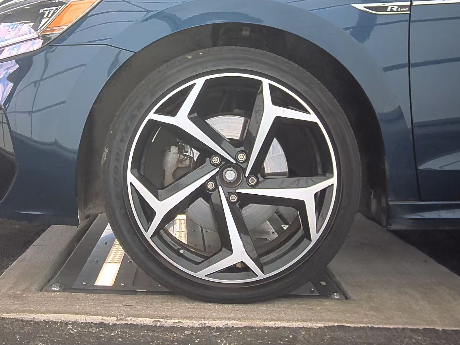 2020 Volkswagen Passat 2.0T R-Line FWD