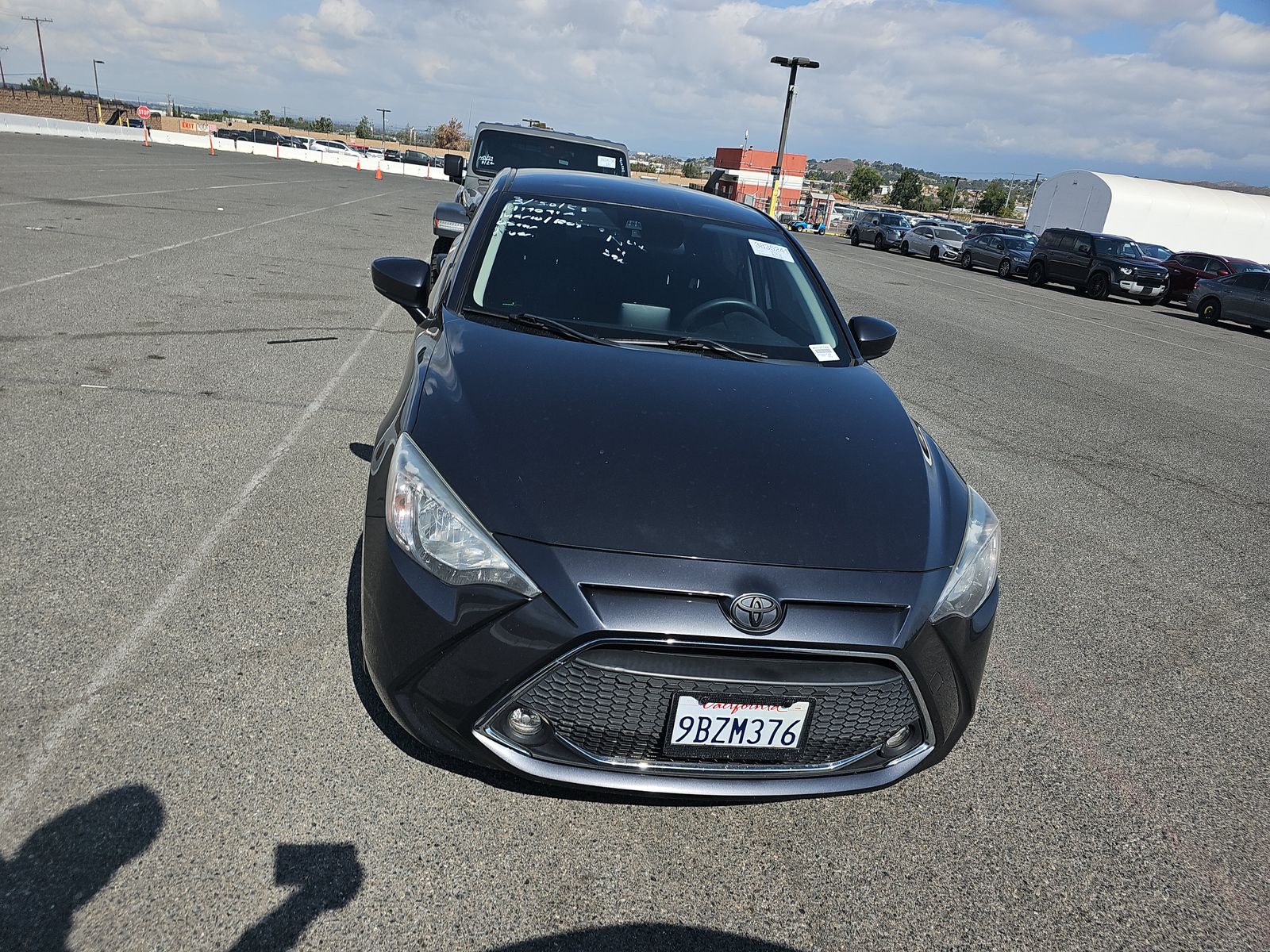 2020 Toyota Yaris LE FWD