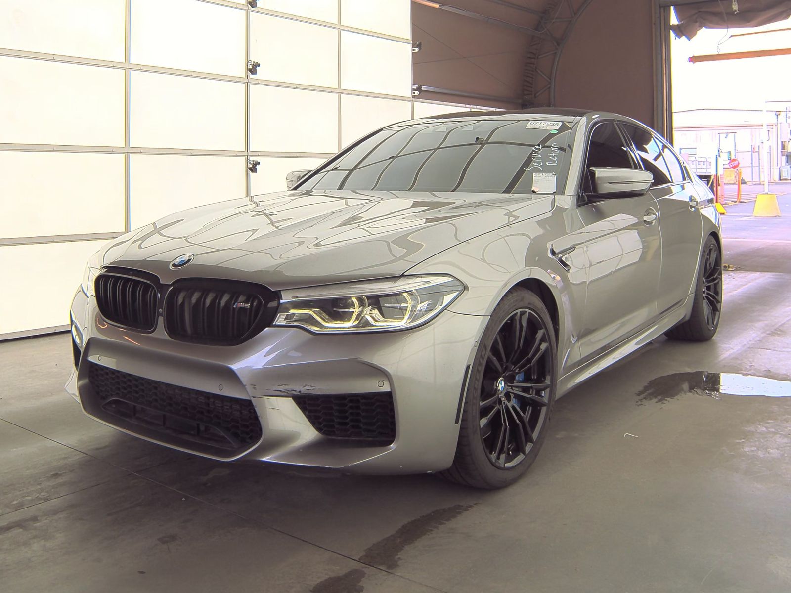 Samochody z USA BMW M5