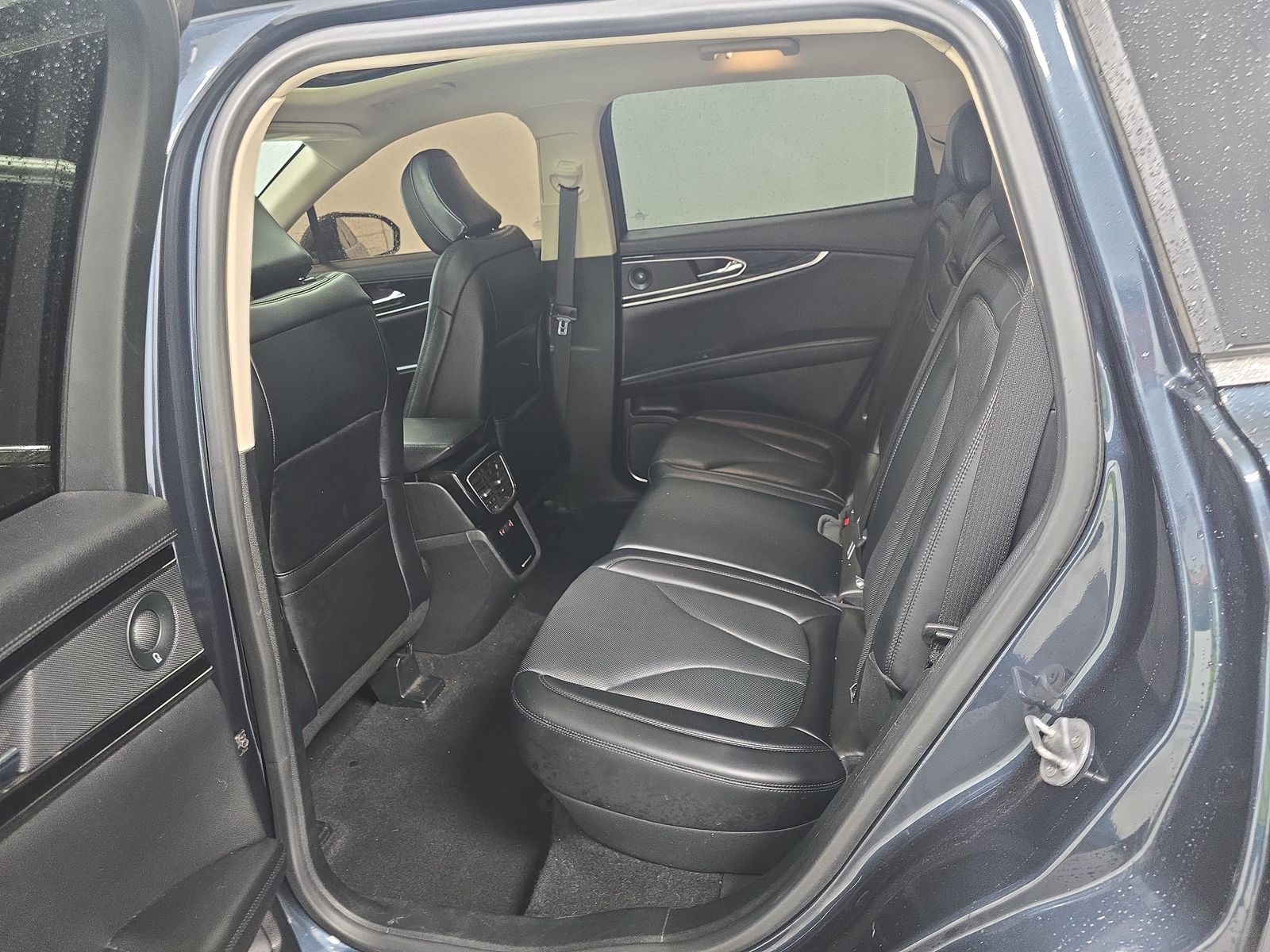 2022 Lincoln Nautilus Reserve AWD
