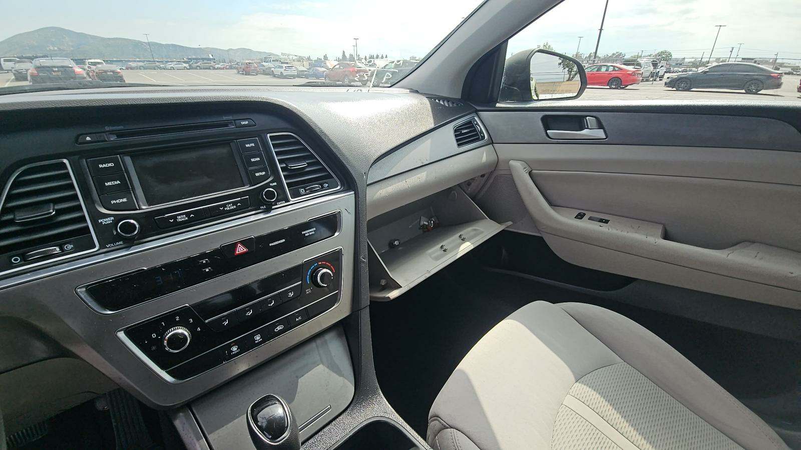 2015 Hyundai Sonata SE FWD