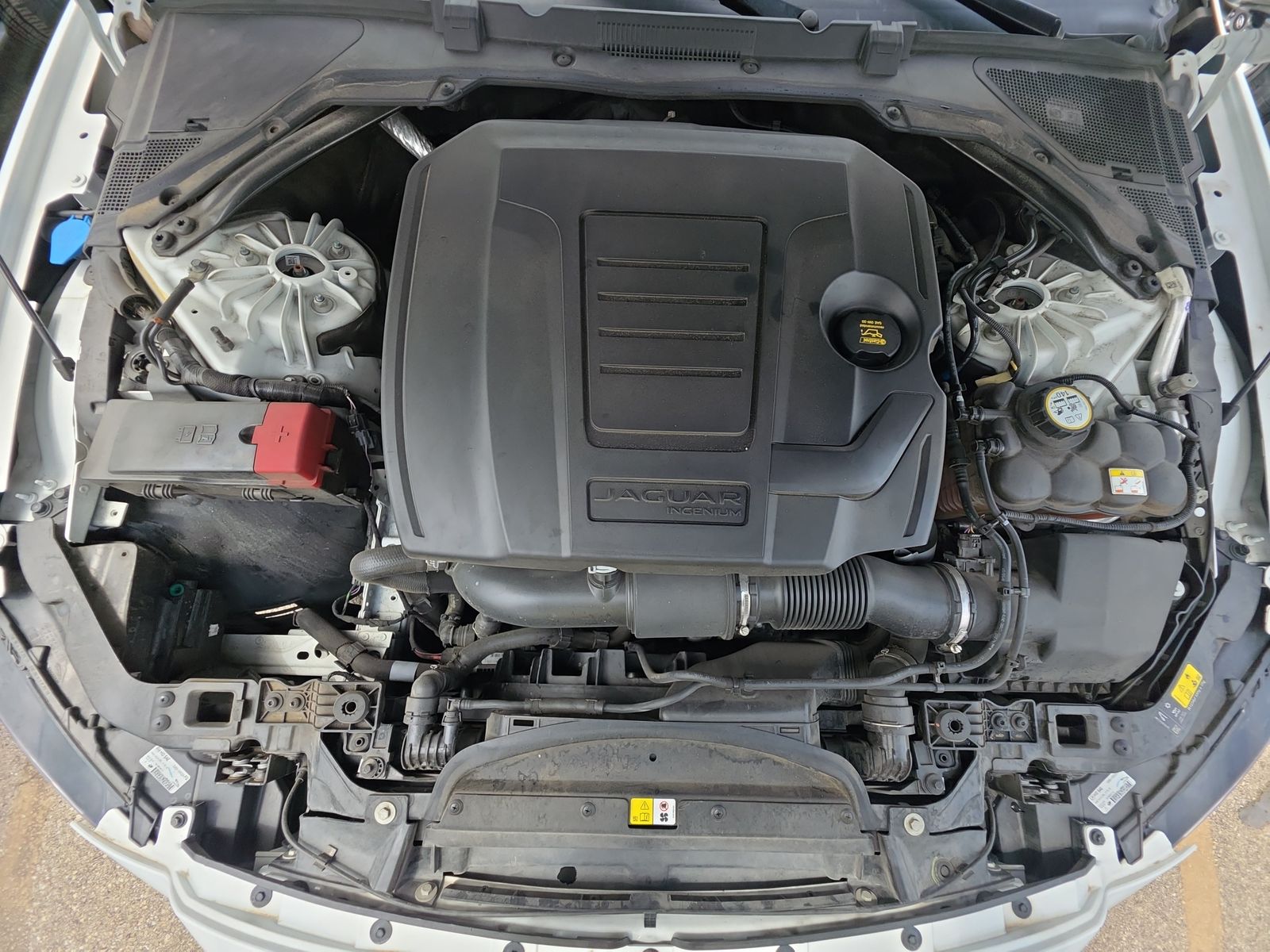 2018 Jaguar XF 25t RWD