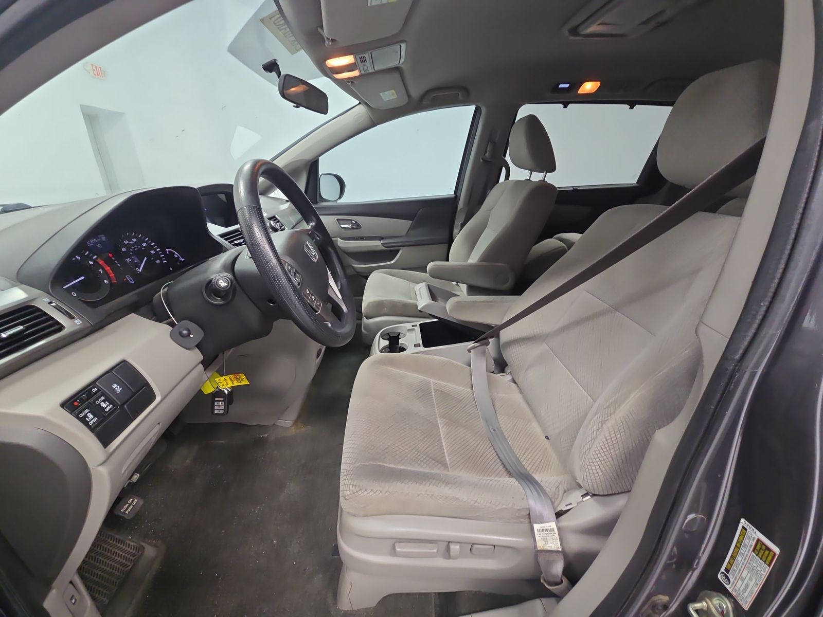 2016 Honda Odyssey SE FWD