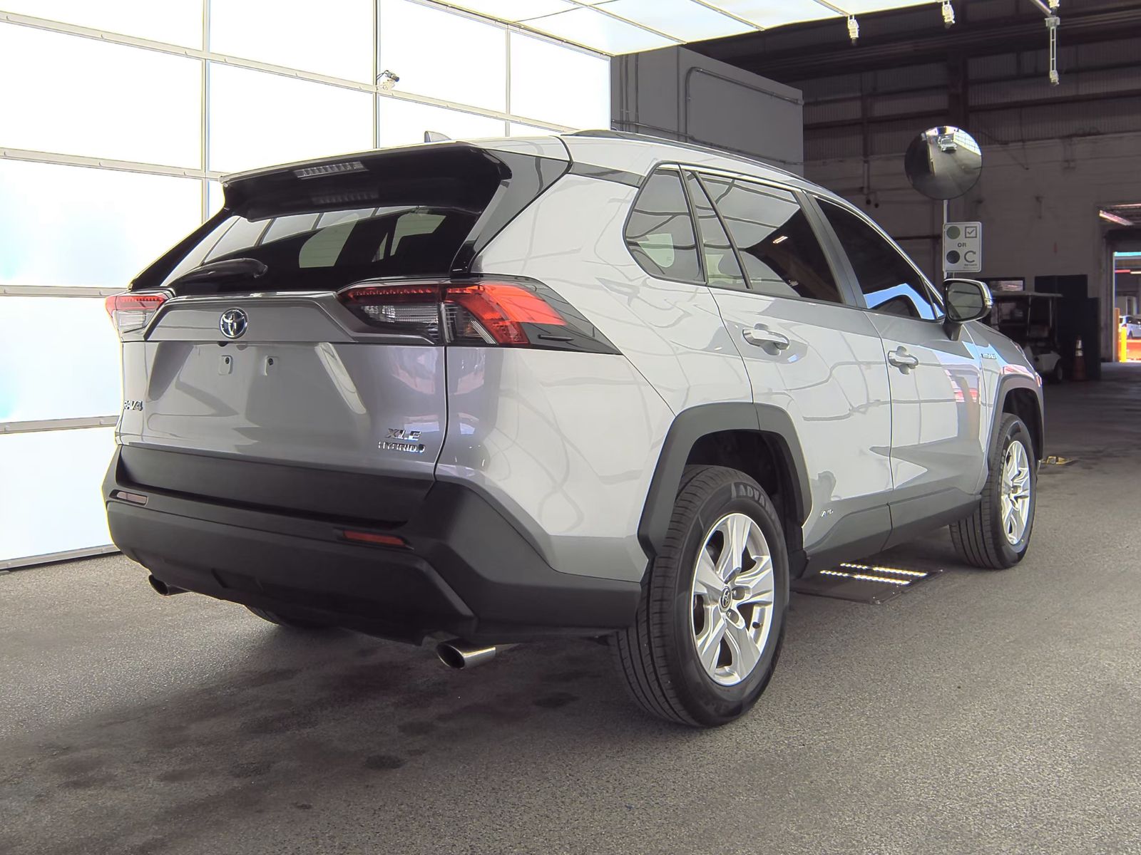 2021 Toyota RAV4 Hybrid XLE AWD