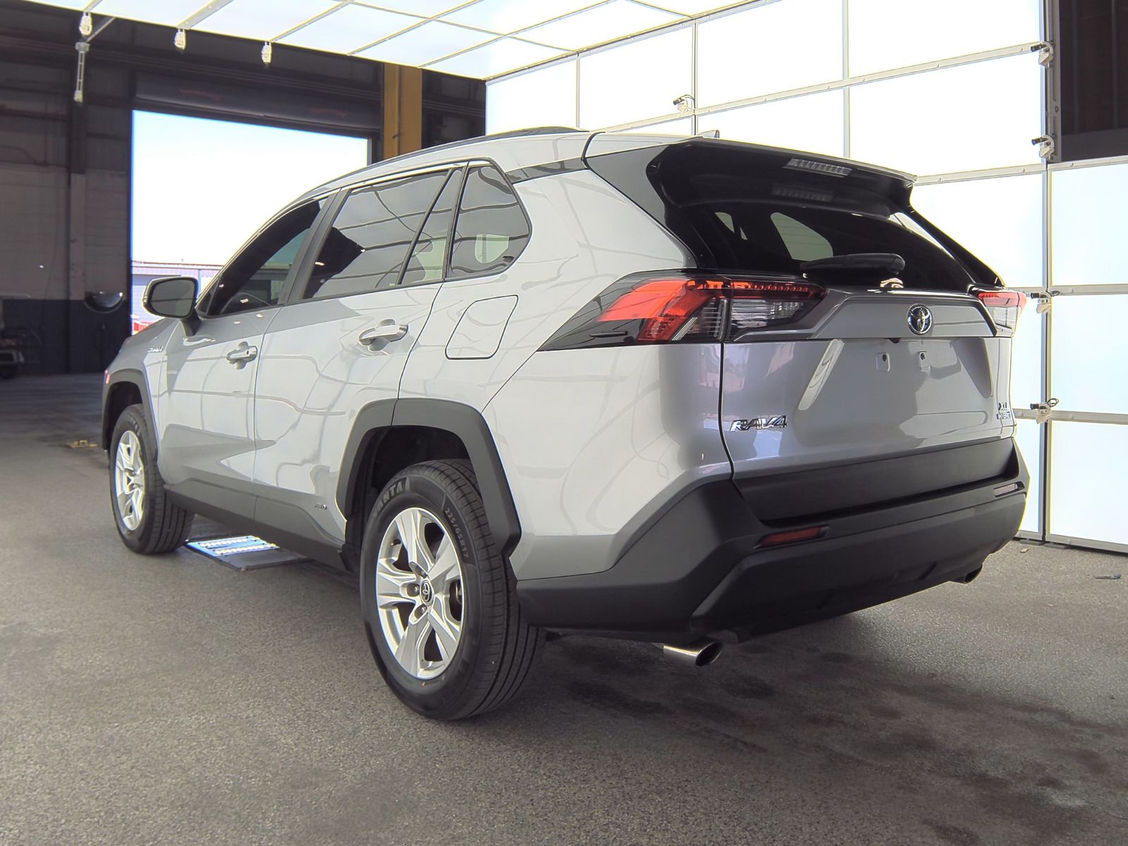 2021 Toyota RAV4 Hybrid XLE AWD