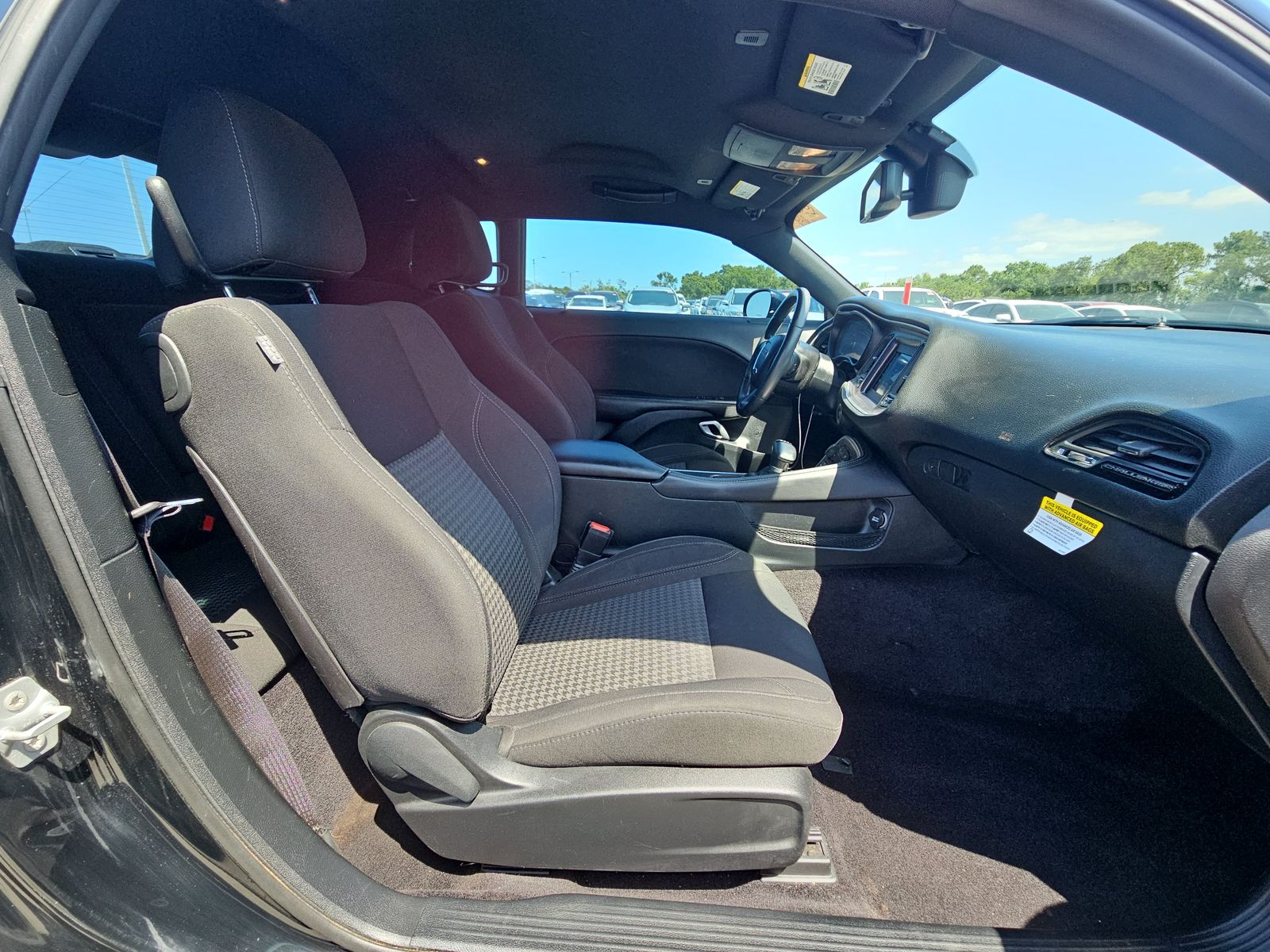 2018 Dodge Challenger SXT RWD