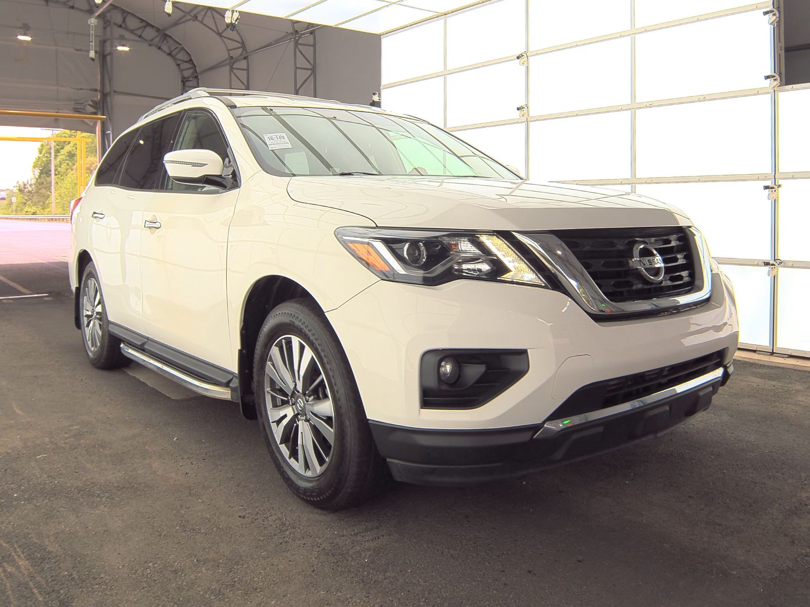 2019 Nissan Pathfinder SV FWD