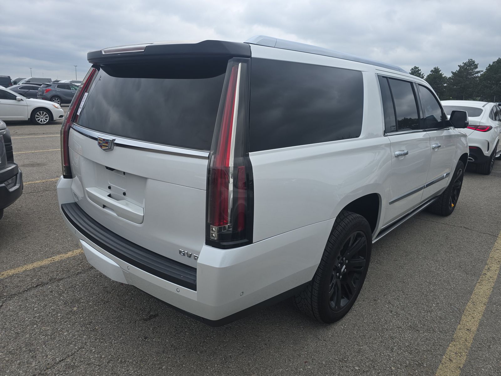 2018 Cadillac Escalade ESV Premium Luxury AWD