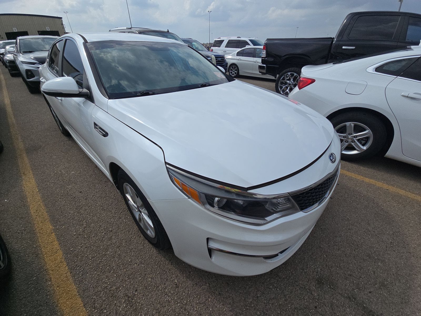 2016 Kia Optima LX FWD